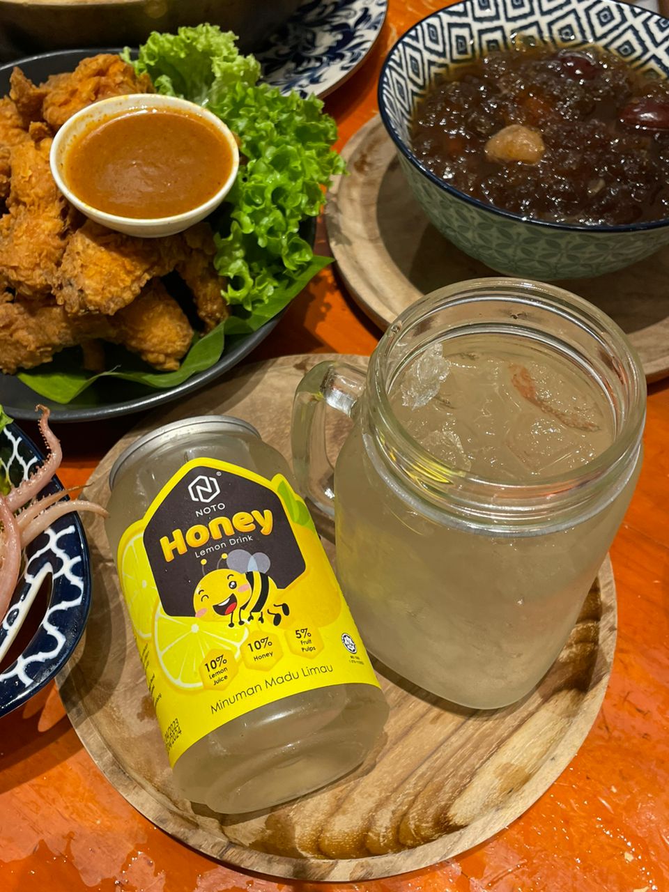 Justberrys Dessert House with Noto Honey House