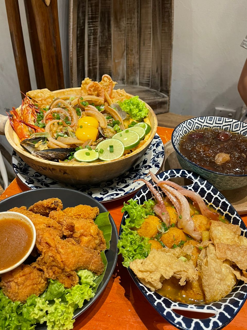 Justberrys Dessert House with Noto Honey House